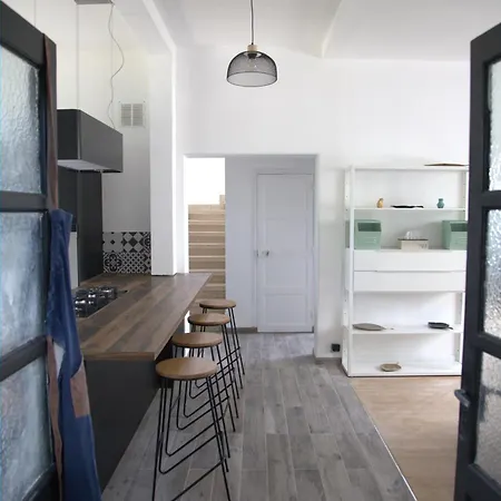 Maison De 100 M2 Equipee De 4 Chambres. * 발랑스