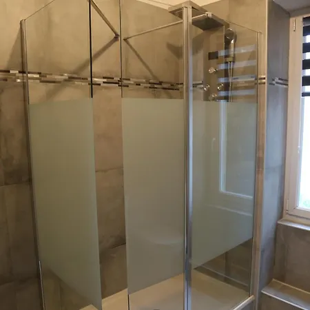 Maison De 100 M2 Equipee De 4 Chambres. 빌라 *