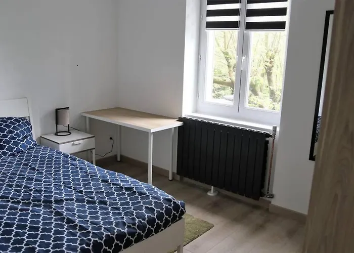 Maison De 100 M2 Equipee De 4 Chambres. * ヴァランス