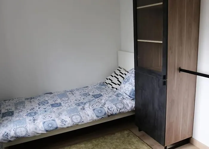 Maison De 100 M2 Equipee De 4 Chambres. ヴィラ ヴァランス