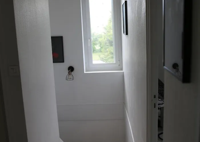 ヴィラ Maison De 100 M2 Equipee De 4 Chambres. *